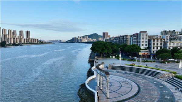 陈勇到珠海斗门区调研督导党纪学习教育和“百千万工程”推进工作