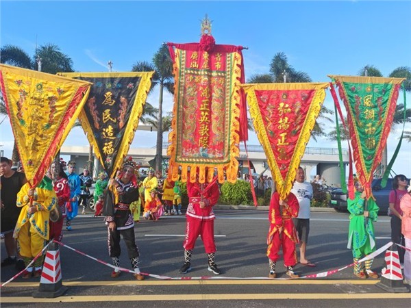  首届海峡两岸民俗文体汇暨第十二届台青岭南行汕尾百里滨海湿地骑行活动正式启动图3