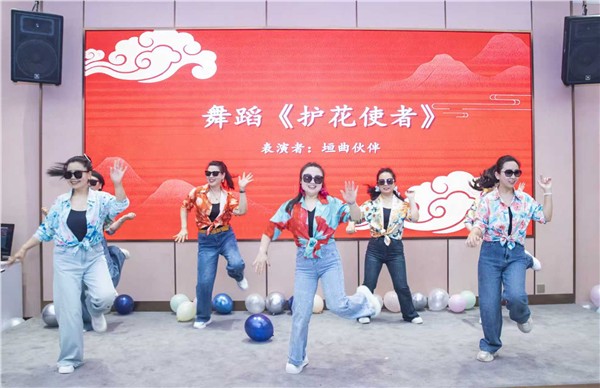 6Q教育山西首届年会召开 聚焦“晋心聚力”共绘2026发展新蓝图