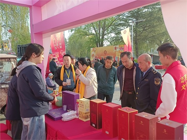 _IBK_2.jpg 鹿邑老子庙会盛大启幕 非遗展演精彩纷呈 宋河酒业亮相添彩