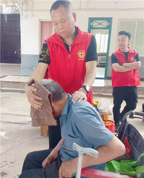 公益行者杨延党：从“一个人”到“一群人”的十年路