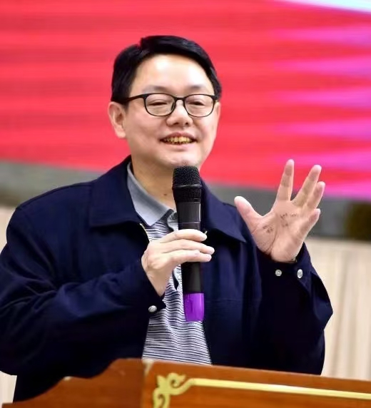 以知行合一传孝道文脉 以实干担当启文明新篇——叶青教授全票当选武汉孝文化促进会会长