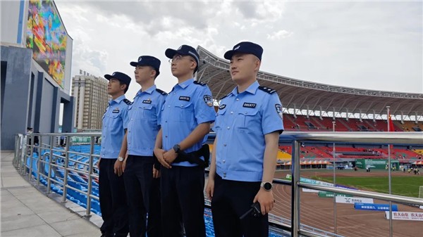 全力护航绿茵赛事 彰显公安担当——集宁公安圆满完成内蒙古自治区足球超级联赛安保任务
