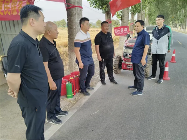 _IBK_微信图片_2026-06-09_135102_998.png 芒种忙夏收 关怀暖基层!鹿邑县财政局走访慰问一线驻村工作队