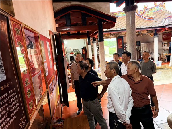 追寻闽南红色足迹 赓续先辈革命精神——多单位联合走访中共龙溪县南乡农会旧址敬承堂