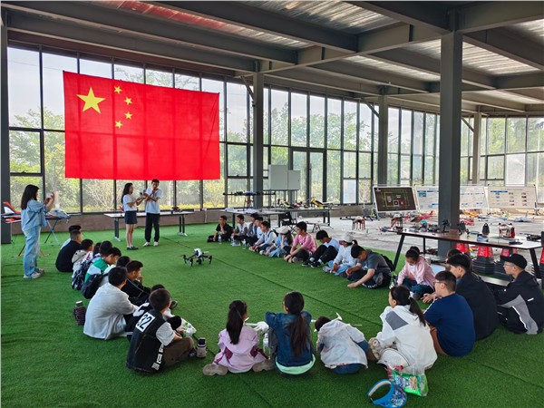 公益航空科普润童心 点亮少年逐梦蓝天路——河南济源以科创科普赋能低空经济人才培育