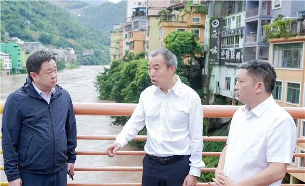 筑牢生命安全防线 苏建宏赴盐津县大关县调研防汛减灾与地灾防范工作