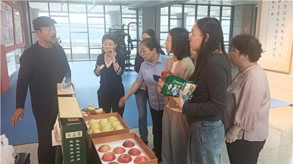 豫梨飘香促产销 济源特色红梨亮相全省梨产品对接活动