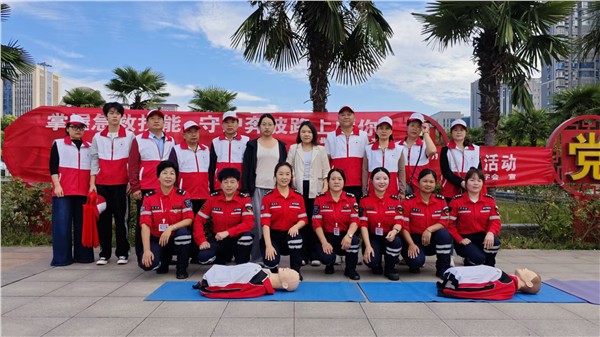 “救”在身边 守护万家平安｜伊川开展世界急救日科普活动 新业态从业者解锁生命救援技能