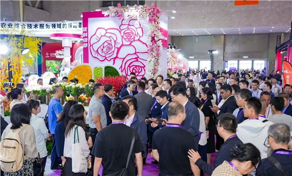 “象”往云南 世界花园:第二十四届昆明花展、2026云南咖啡展、2026云南茶博会开幕——五大高原特色产业联展 双主宾国+主宾省共促开放合作